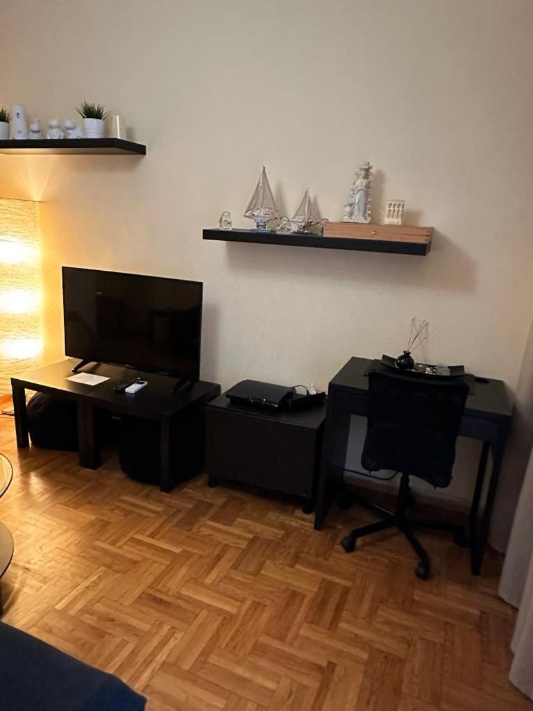 Renovated Cozy Apartment Near To Acropolis Atény Exteriér fotografie